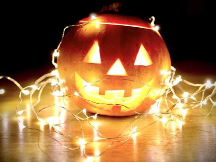 SPOOKY STORYTELLING WORKSHOP