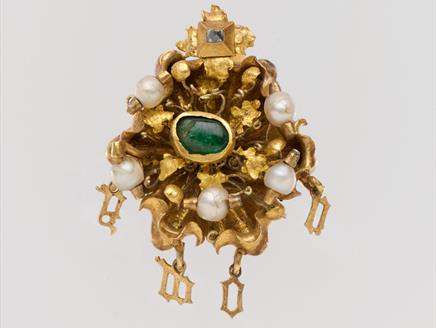 Brooch with Counterfeit Emerald, The Cloisters Collection, 1957, The Metropolitan Museum of Art