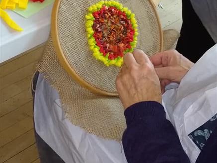 Flower rag rug workshop