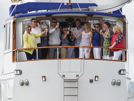 Wine Tasting & Sunset Cruise