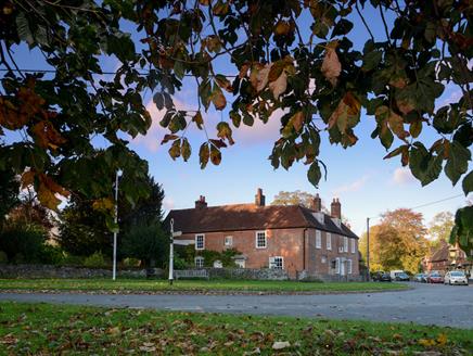 Guided Walk: In Jane Austen's Footsteps