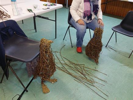 Willow penguin sculpture workshop