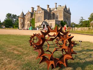Sculpture at Beaulieu