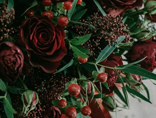 Christmas Floral Centrepiece workshop and Festive Dinner at The White Hart, Lymington