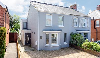 Genoa Cottage - New Forest Cottages