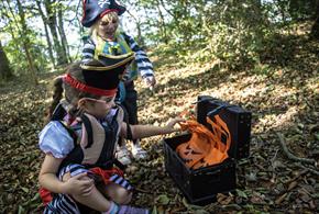 Canoe Halloween Treasure Hunt with New Forest Activities