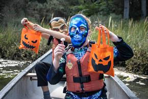 Canoe Halloween Treasure Hunt with New Forest Activities