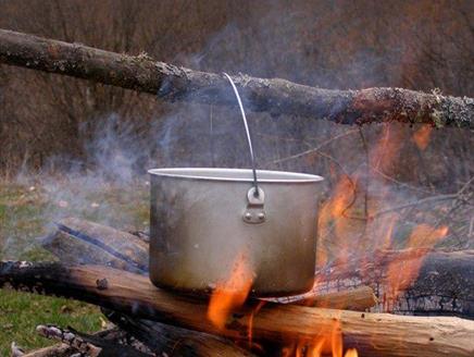 Family Bushcraft Cooking: Breads and Batters at Sir Harold Hillier Gardens