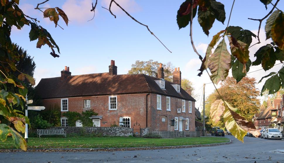 Chawton Village Walk: Christmas Special