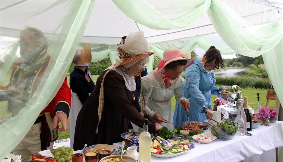 Jane Austen Regency Picnic at Houghton Lodge Gardens
