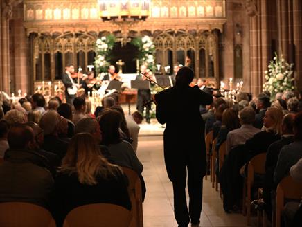 Vivaldi's Four Seasons & The Lark Ascending by London Concertante at Winchester Cathedral