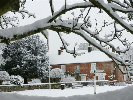 Jane Austen's House: Christmas Village Walk