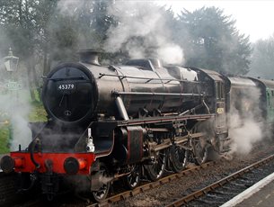 Spring Steam Gala at The Watercress Line