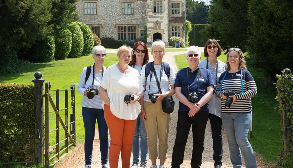 Photography Workshop: Daffodils at Chawton House