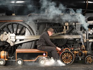 Vintage Steam Vehicles