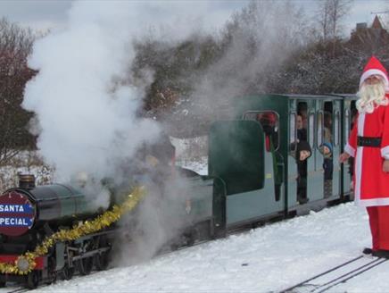 Santa Specials On Eastleigh Lakeside Steam Railway