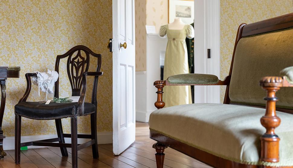 Waking Up the House Tour: Pride and Prejudice Special at Jane Austen's House
