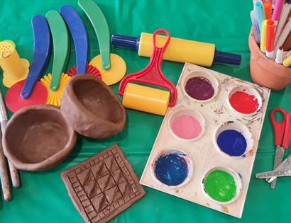 Craft workshop: Make your own medieval-style pot or tile