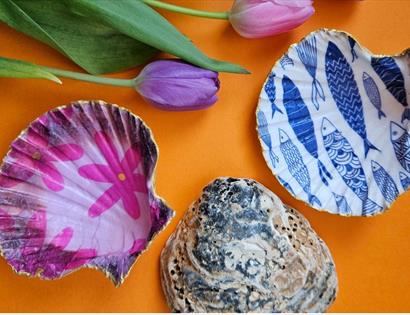 Gorgeous painted trinket dishes
