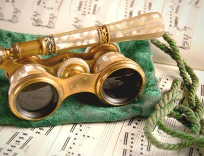 Theatre glasses