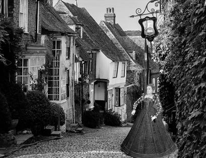 Queen Elizabeth I visits Rye – 450th Anniversary