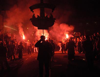 Battle bonfire procession