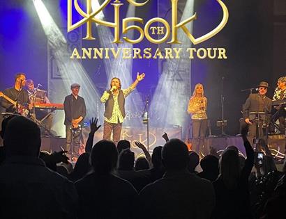Photo of the band's 50th anniversary tour