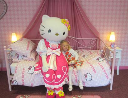 Meet Hello Kitty at Drusillas
