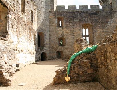 Dragon scavenger hunt at Bodiam Castle