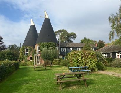 Playden Oast, an inn offering B&B accommodation and restaurant food, near Rye, East Sussex.