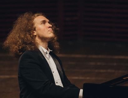 Piano Recital with Roman Kosyakov