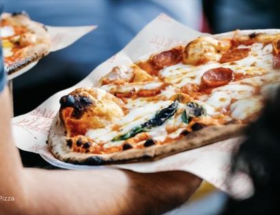 Gusbourne Wine and Pizza Pop-up
