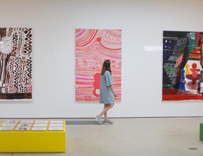 Tal R at Hastings Contemporary: eventually all museums will be ships