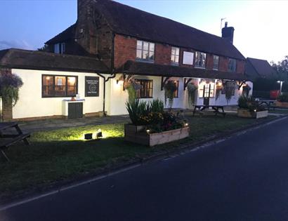 exterior of Broad Oak pub