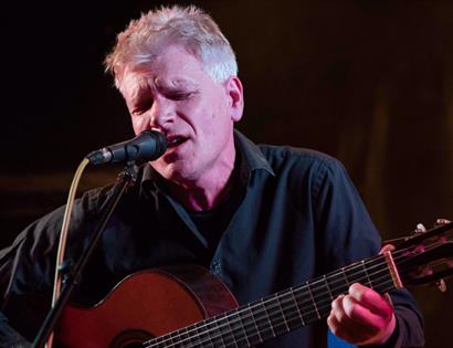 Singer Paul Brown