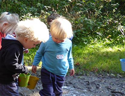 Sussex Wildlife Trust Rye Bay Nature Tots with Andy