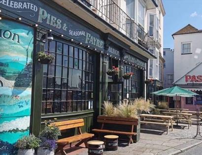 The Albion, Hastings
