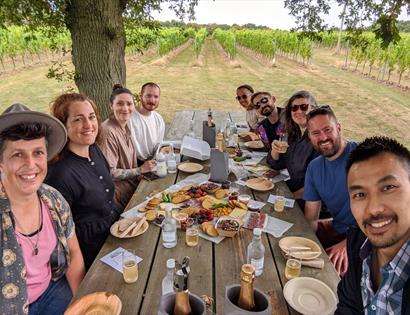 Wine & Hamper Tour