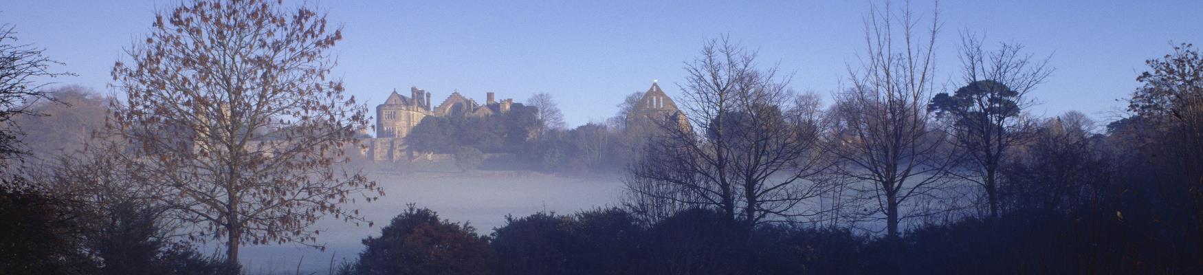 Battle Abbey in the early morning mist