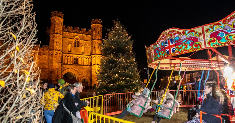 Battle Christmas Lights Switch On - Visit 1066 Country