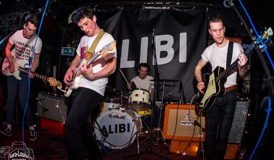 Live Music at Battle Brewery - Alibi plus support from The Wingmen