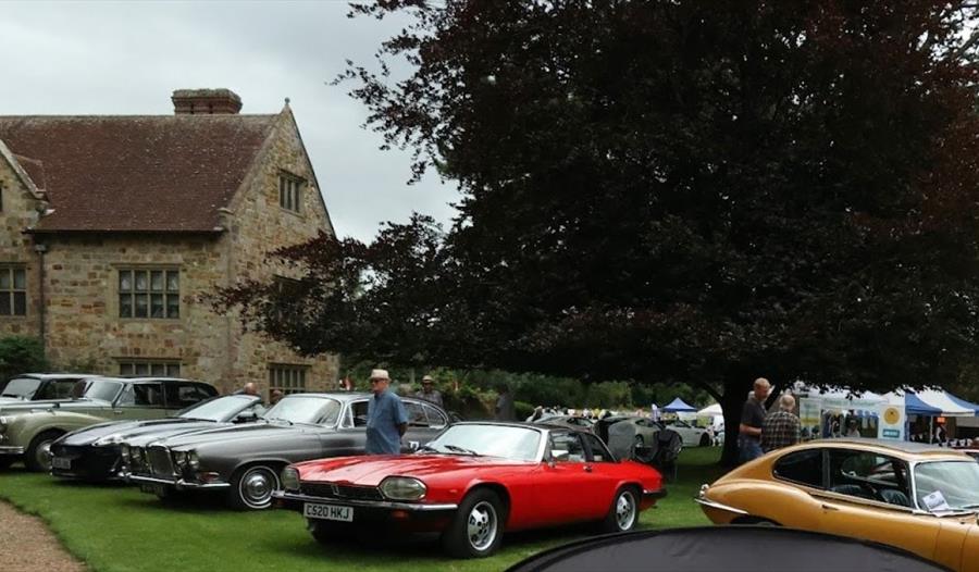 Classic Car Show with the Jaguar Enthusiasts Club