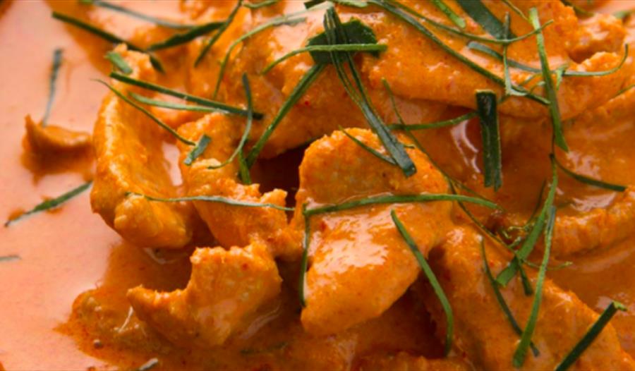 A photograph of thai food, chicken with lemongrass on top, for the Thai So event at The Hub Bodiam Rother