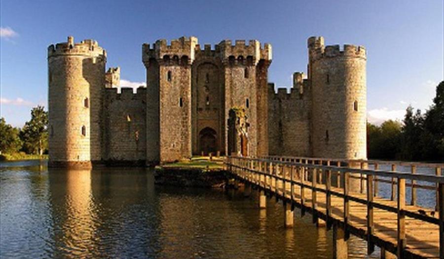 Sir Edward's Fair at Bodiam Castle