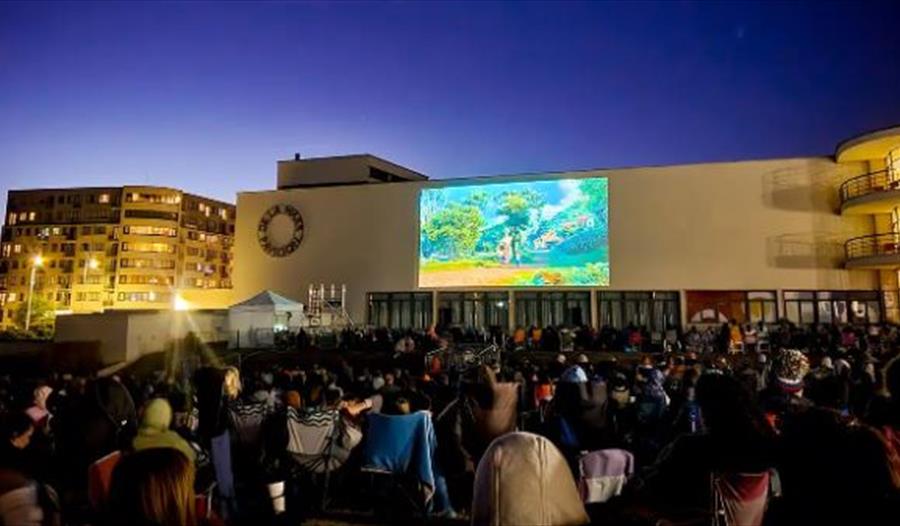 DLWP Sunset Screenings