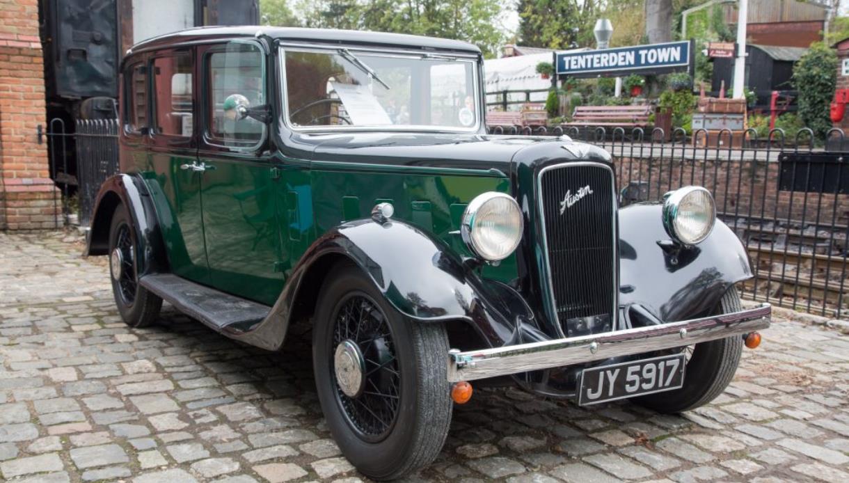Austin Counties Car Rally at Tenterden Station