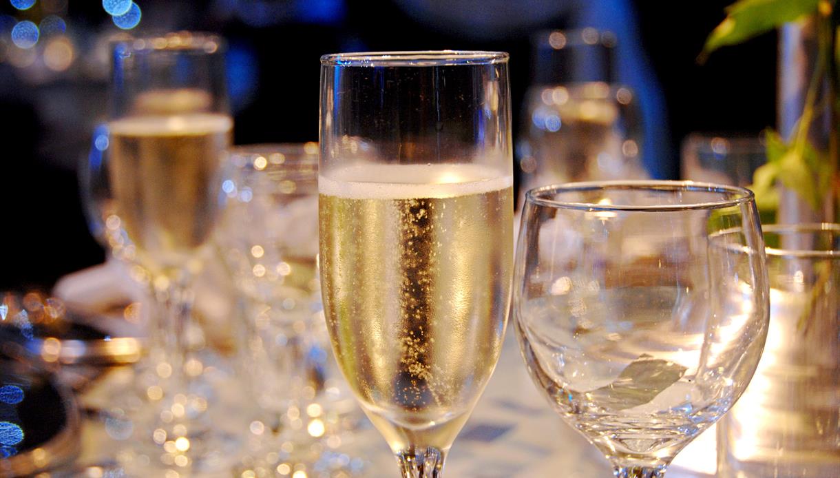 6 Sparkling Selections for New Year's Eve & Toasts for the Holiday Host! —  Glamorous Gourmet