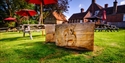 1066 Country Walk sculpture, Ash Tree Inn