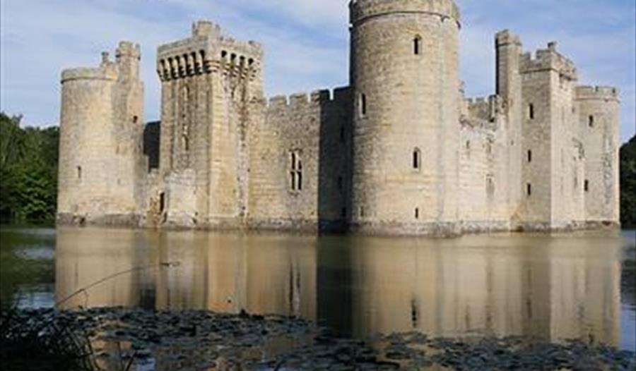 Family craft weekends at Bodiam