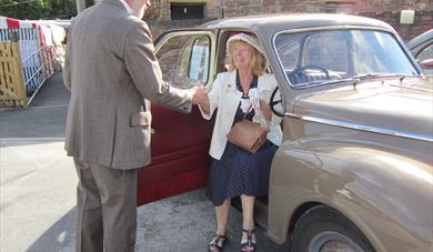 1950s Bank Holiday Weekend at Ecclesbourne Valley Railway